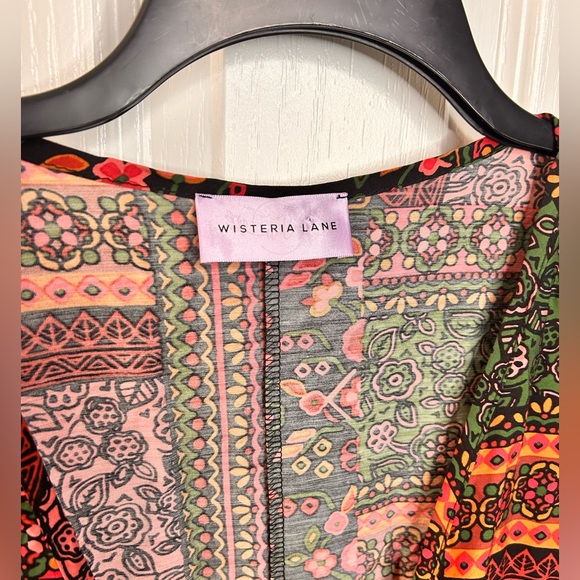 Wisteria Lane Women’s Batwing Sleeved Boho Mix Print Romper Medium Whimsical - Picture 5 of 7